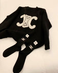 Triomphe Contrast Logo Knit Sweater with socks