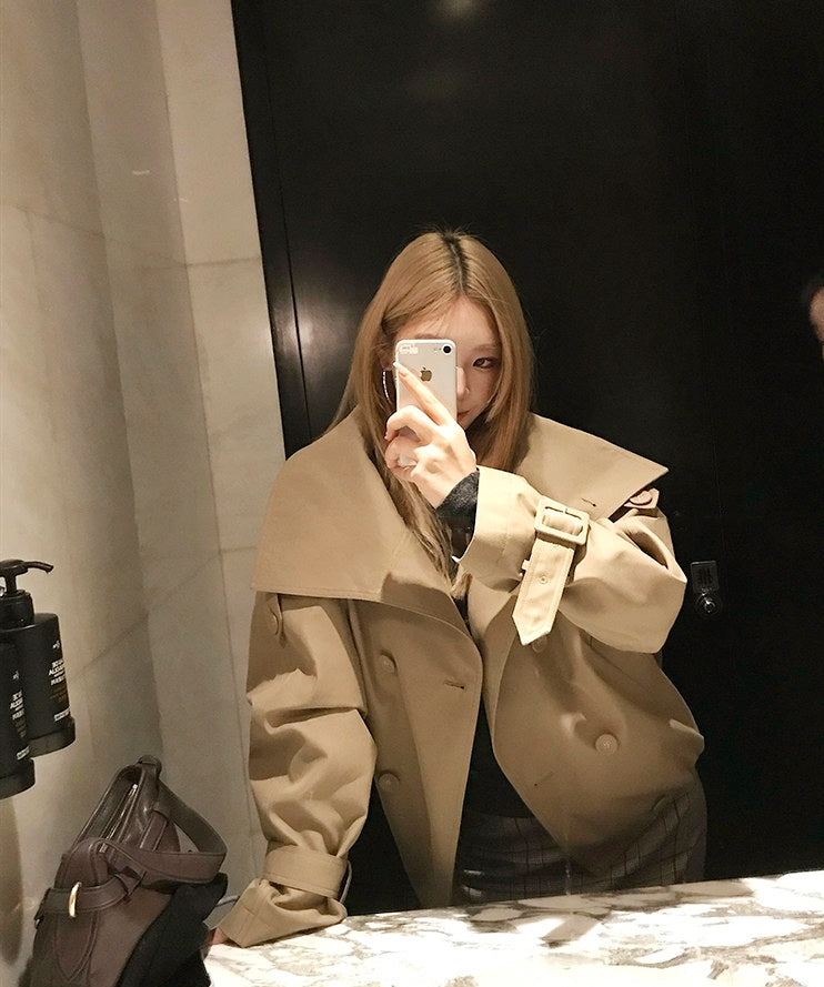 French double-breasted short trench coat with oversized lapel