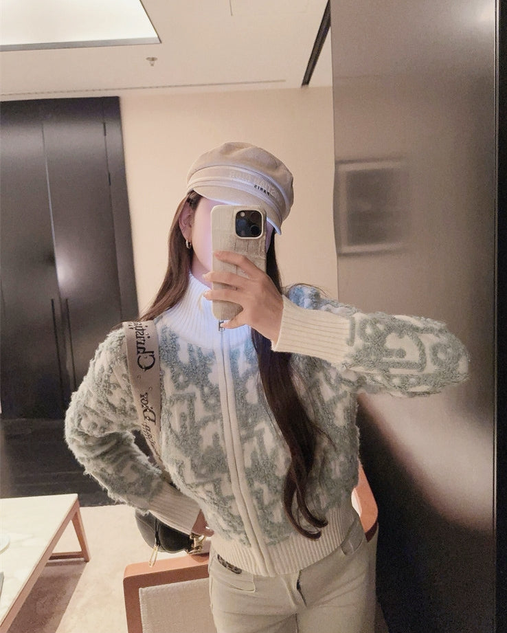 Letter Jacquard Wool Thick Jacket