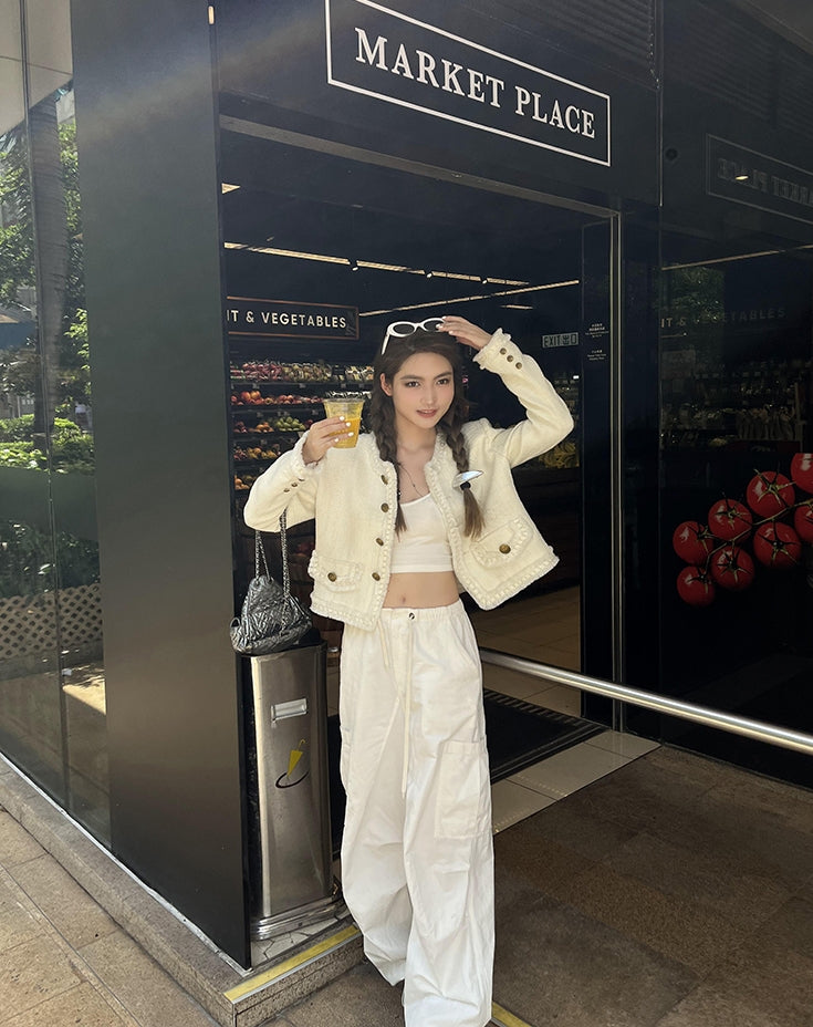 Golden Wool-Blend Tweed Short Jacket with Pearl Detailing