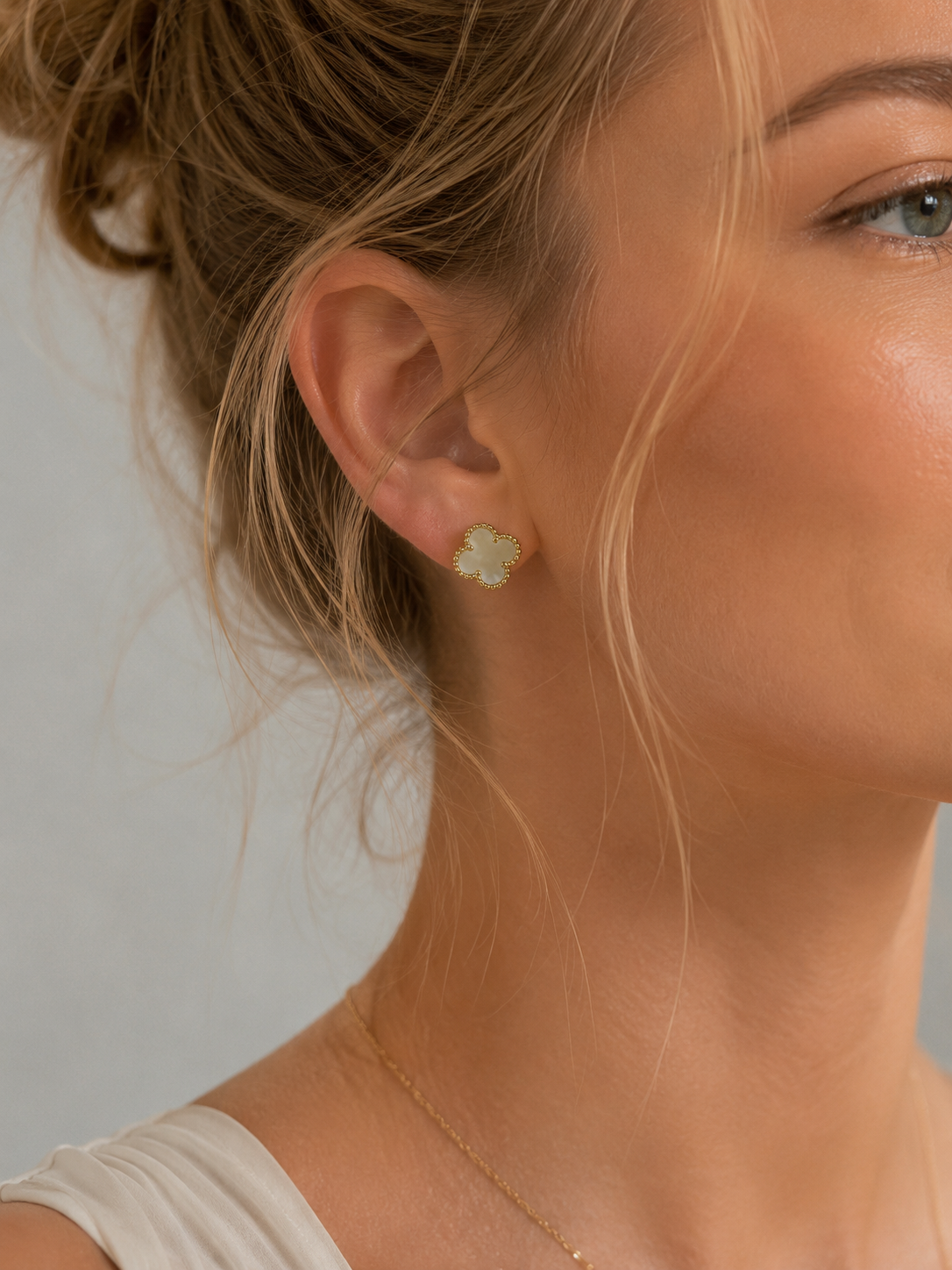 Mother-of-Pearl Clover Stud Earrings