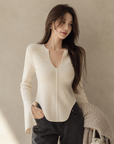 Solid Color Slim Fit V-Neck Knit Top