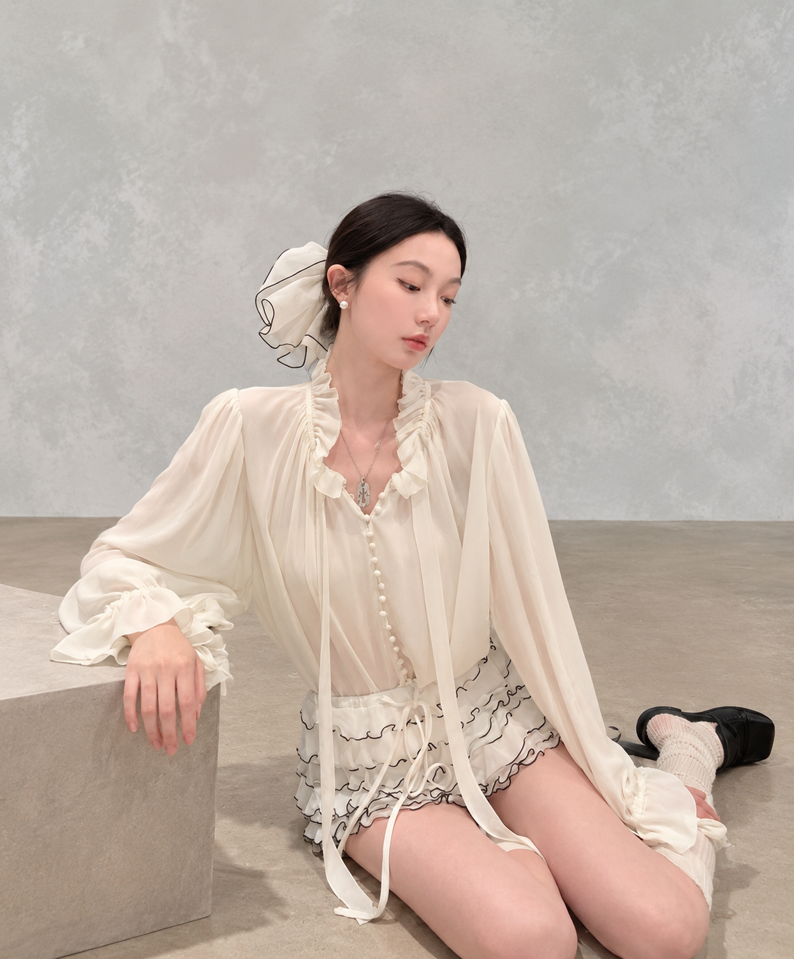 White Moonlight Ribbon Chiffon V-Neck Blouse