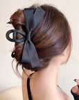 Elegant Matte Hepburn-Style Bow Shark Clip