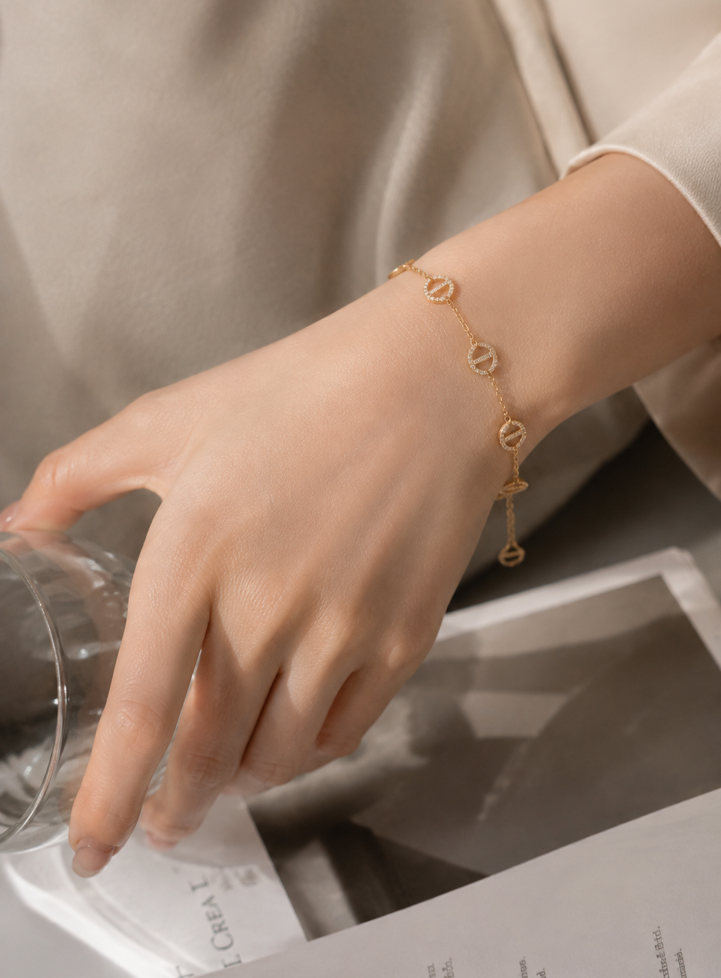 Rhinestone Pig Nose Bracelet