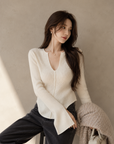 Solid Color Slim Fit V-Neck Knit Top