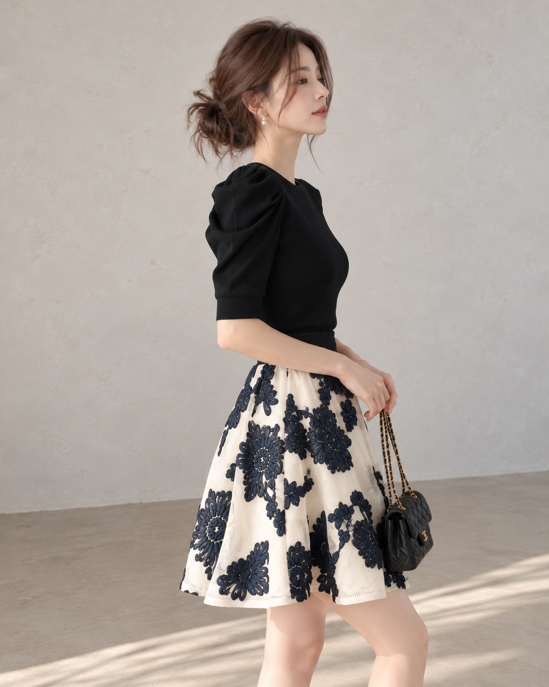Korean-Style Vintage Blue &amp;amp; White Embroidered Skirt and Knit Top Set