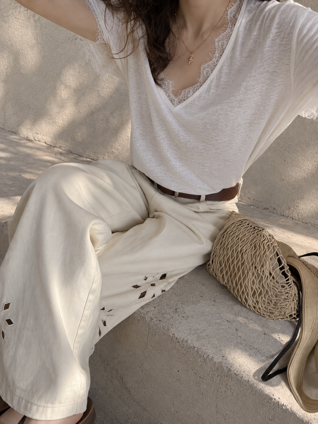 Lace Patchwork V-Neck Short Sleeve Tee