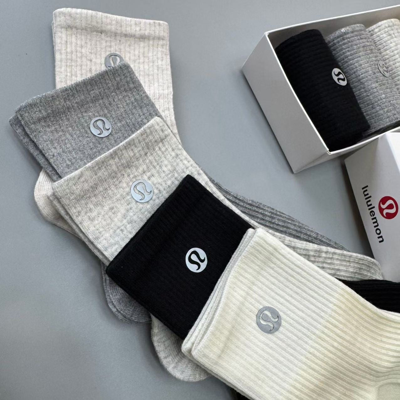 LULU reflective logo cotton socks (5 pairs)