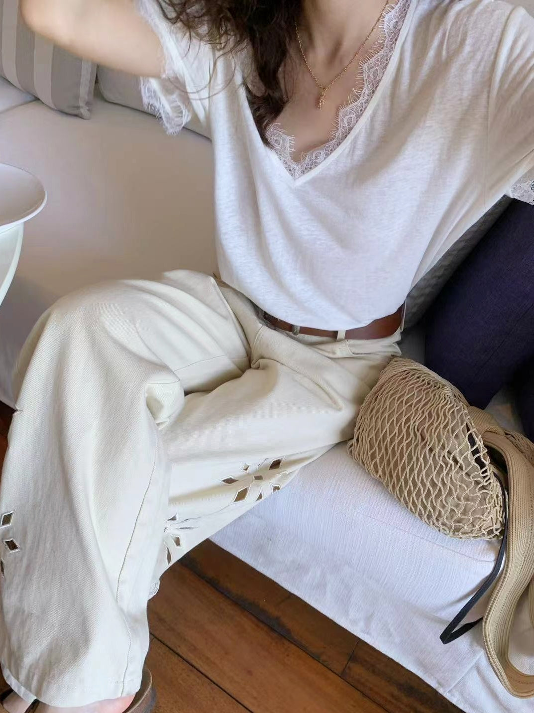 Lace Patchwork V-Neck Short Sleeve Tee