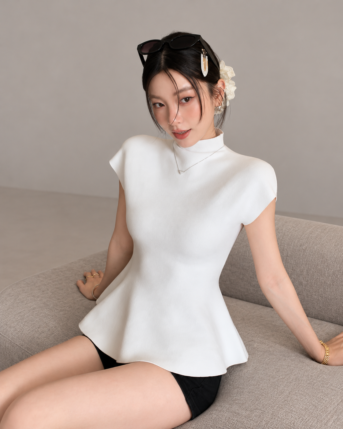 Jennie-inspired French semi-high neck ruffle hem knit top