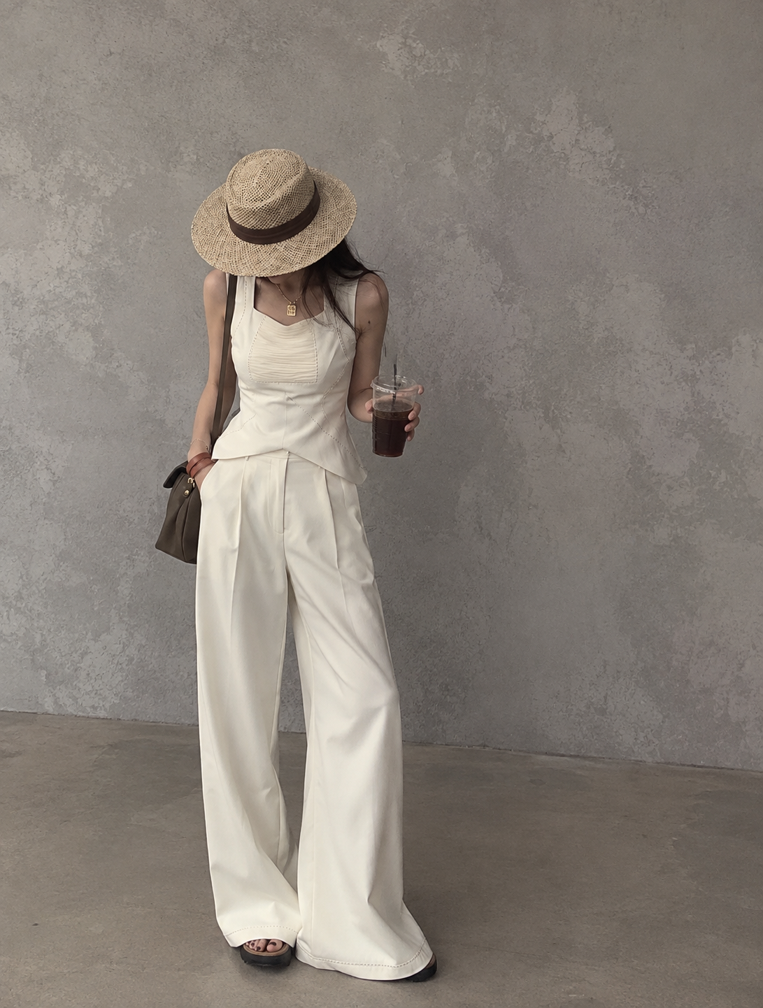 French-Style Slim-Fit Vest Top