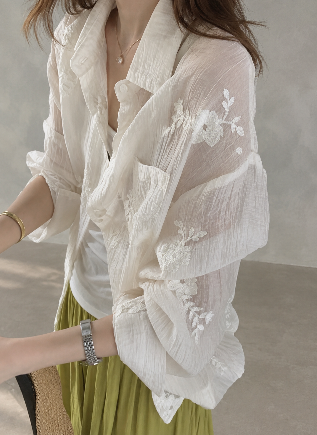 French‑style embroidered jacquard tencel shirt.