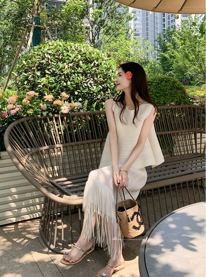 Issey Miyake Irregular Hem Pleated Top