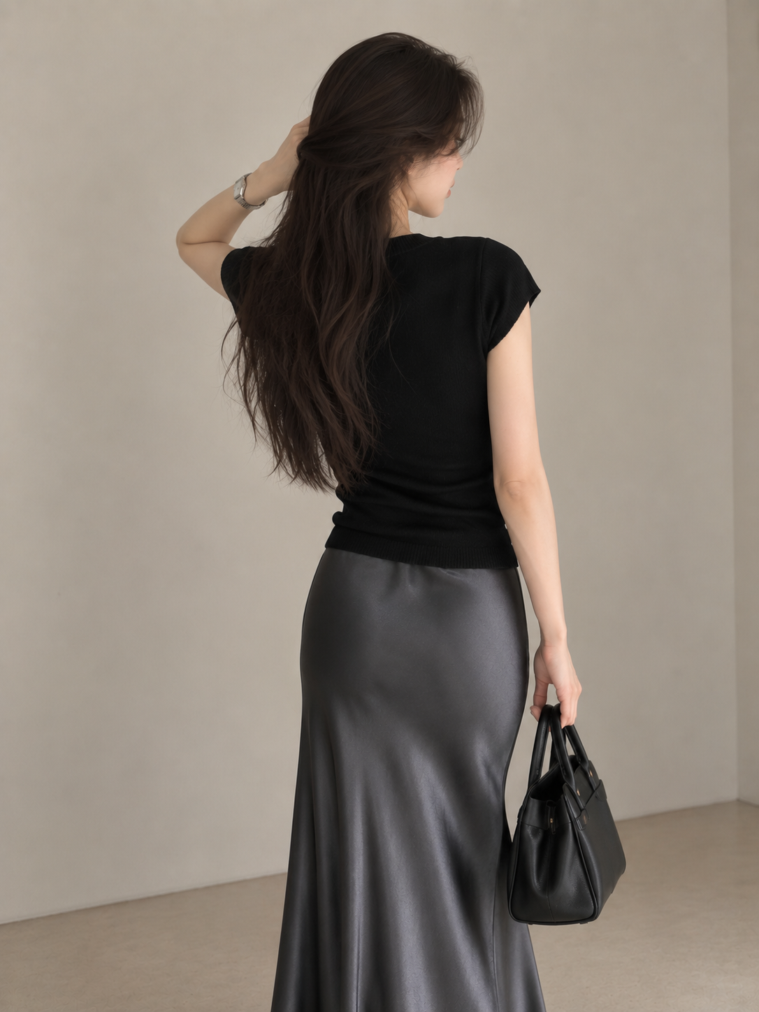Minimalist Deep U-Neck Knit Top
