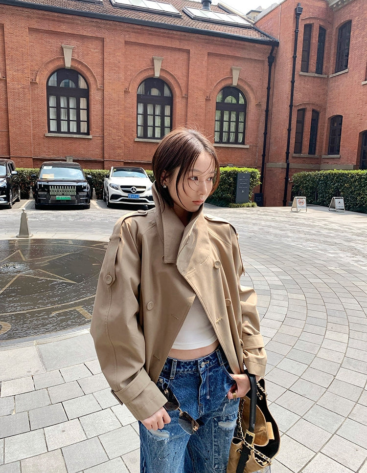 French double-breasted short trench coat with oversized lapel