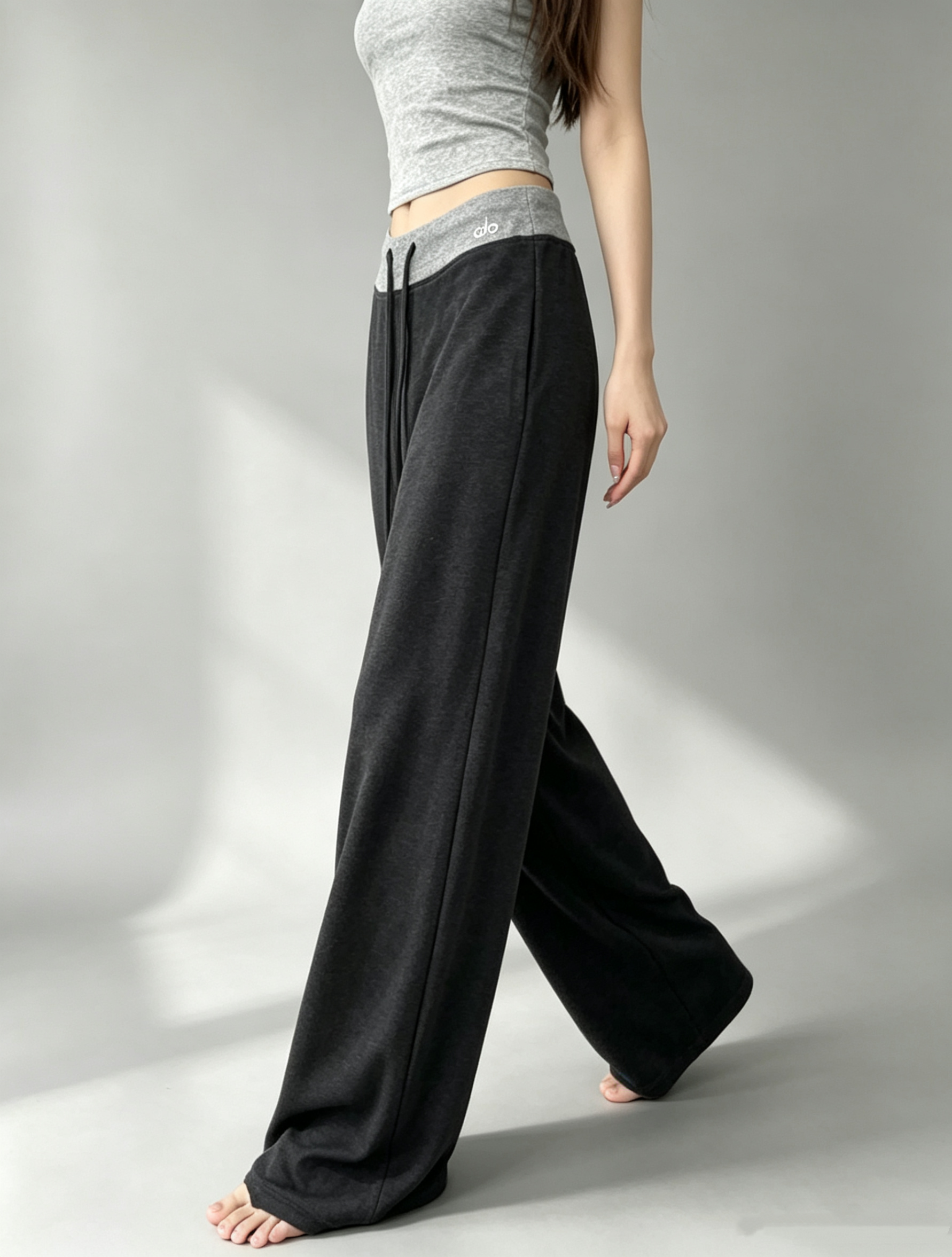 Ultra Draped Loose Straight-Leg “Shaking” Pants