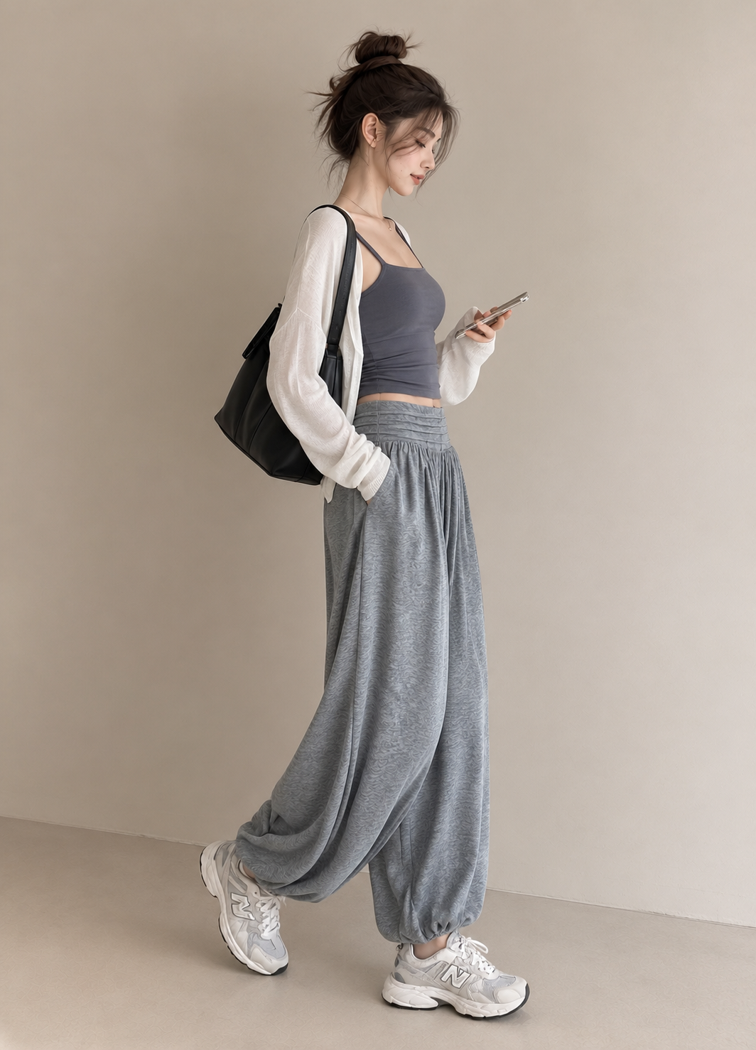 Relaxed Cropped Harem Pants