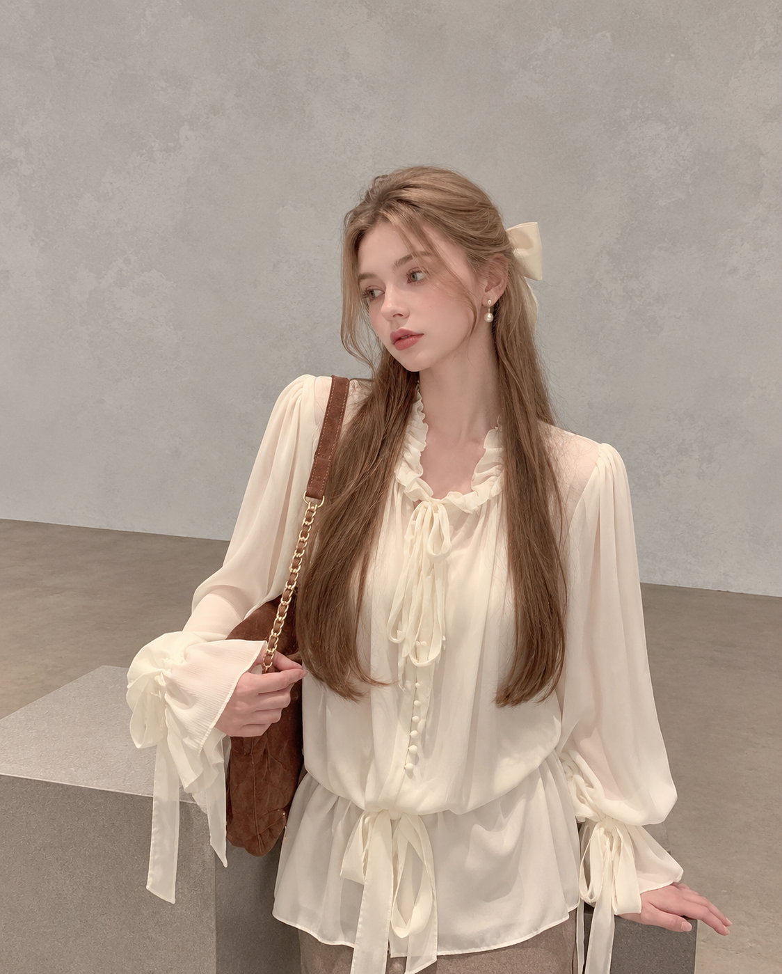 White Moonlight Ribbon Chiffon V-Neck Blouse