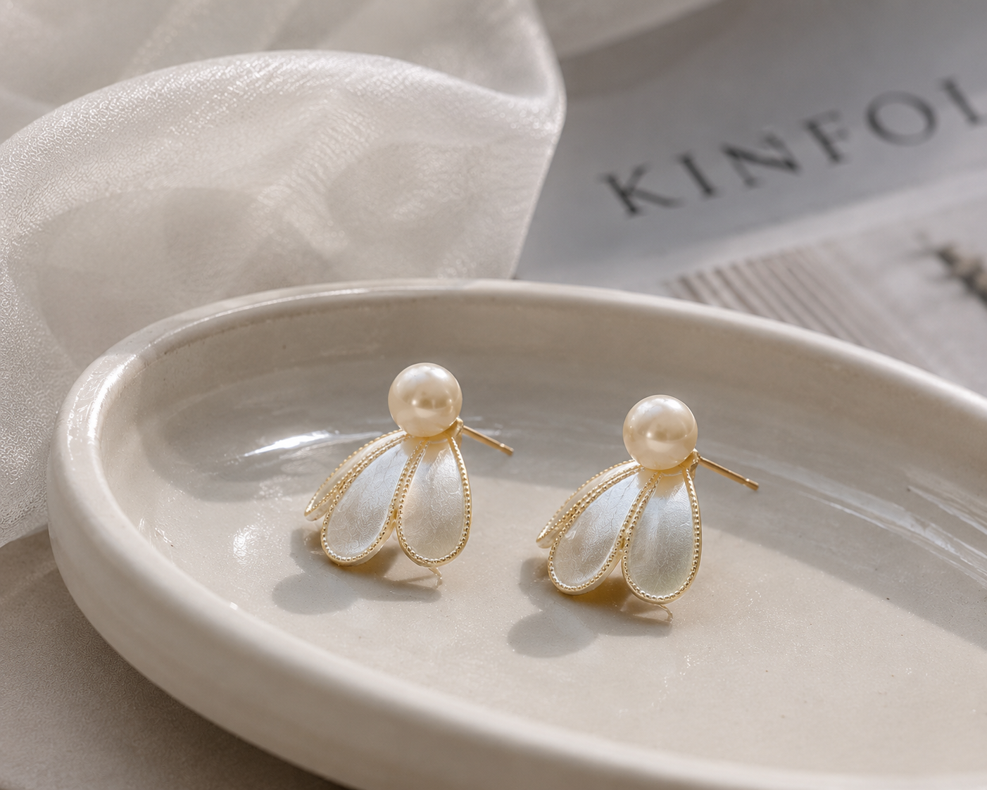 Brushed Petal Pearl Stud Earrings