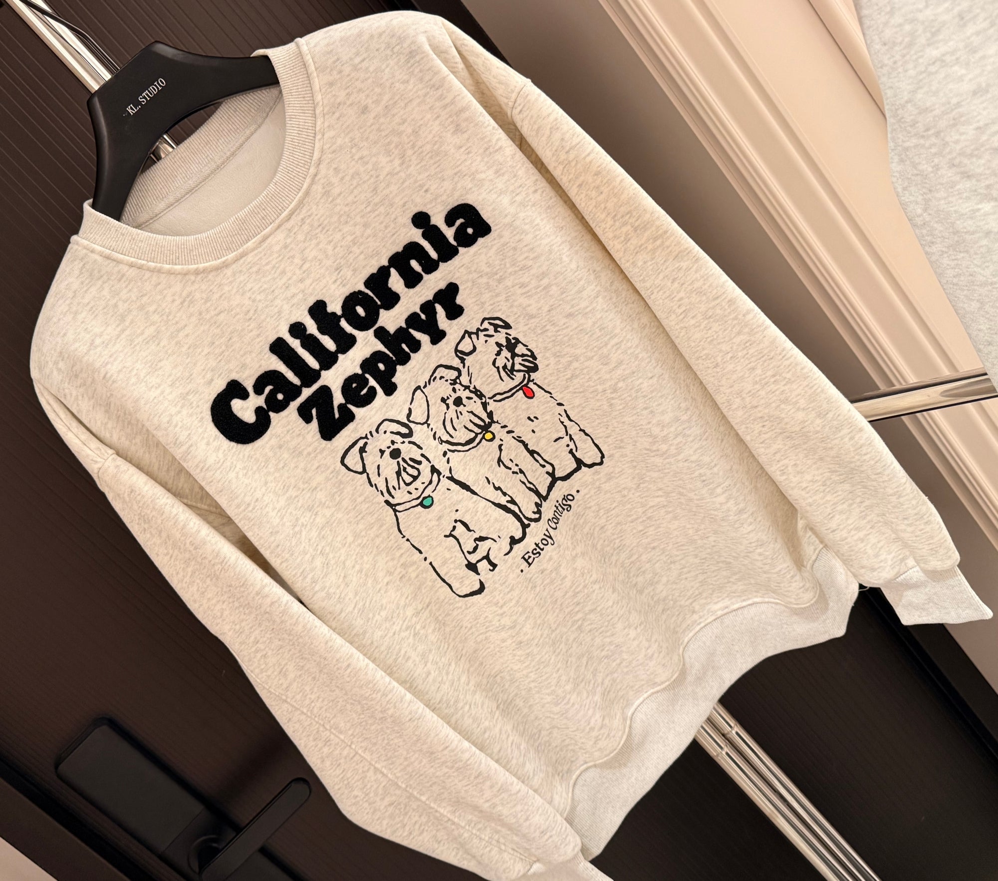 Korean-Style 380g Fleece-Lined Embroidered Sweatshirt