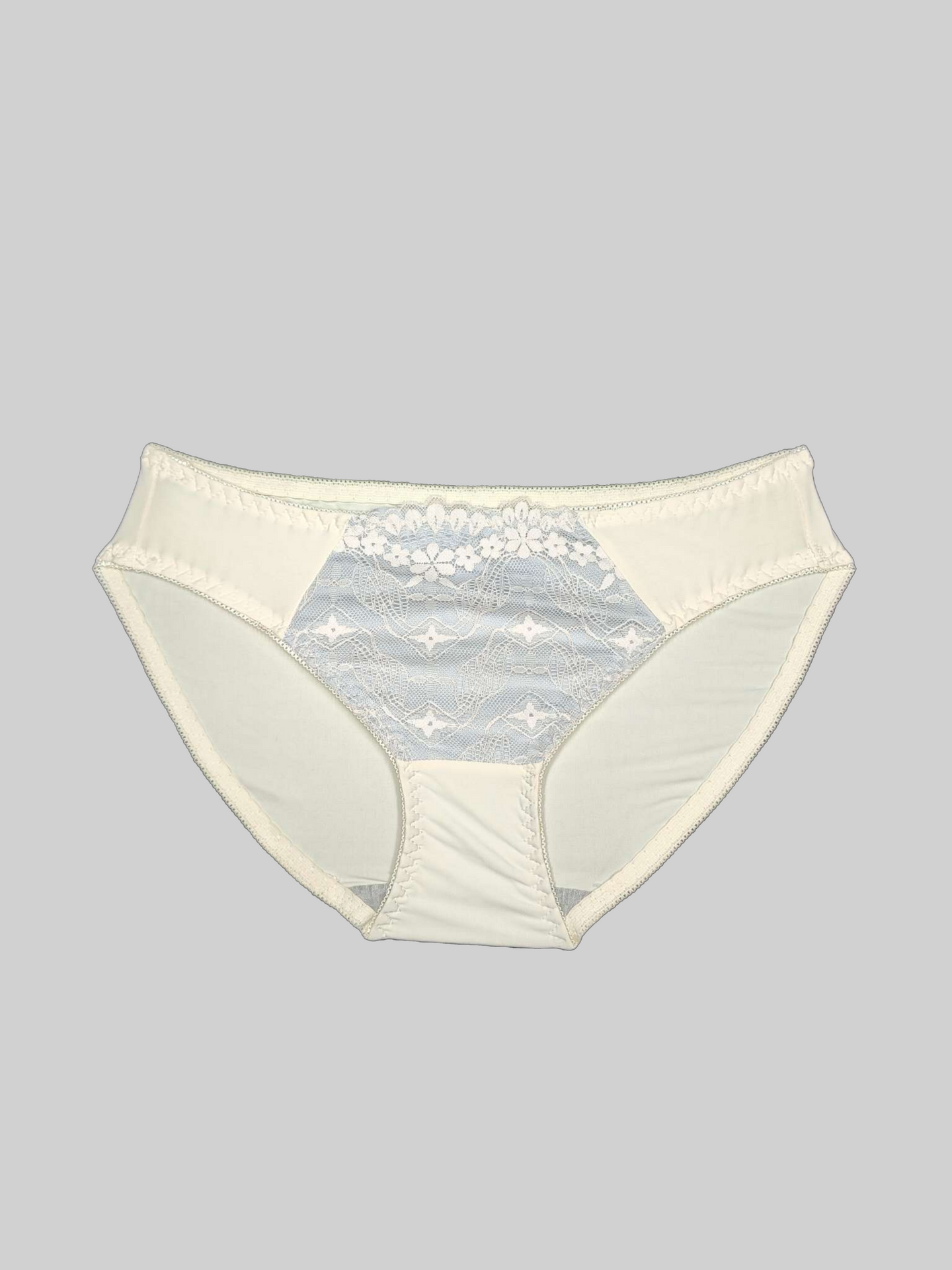 Wire-Free Thickened Push-Up Bra for Enhanced Bust